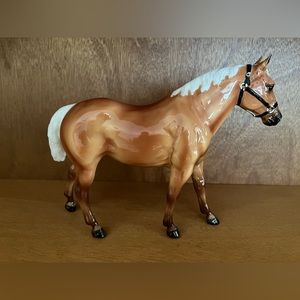 Glossy Breyer Quarter Horse 2022